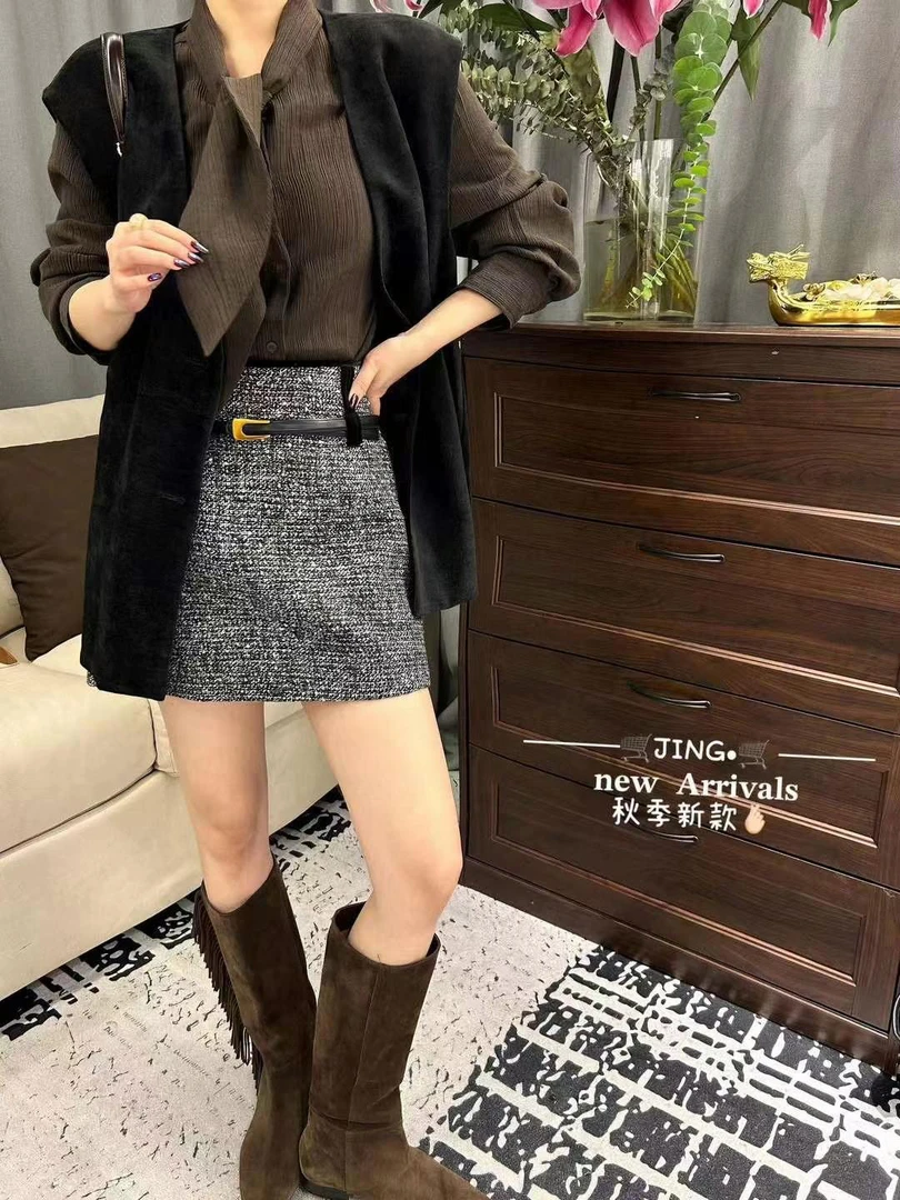 KW【复古甜酷】南油欧货小众设计感羊毛亮片丝绒短裙