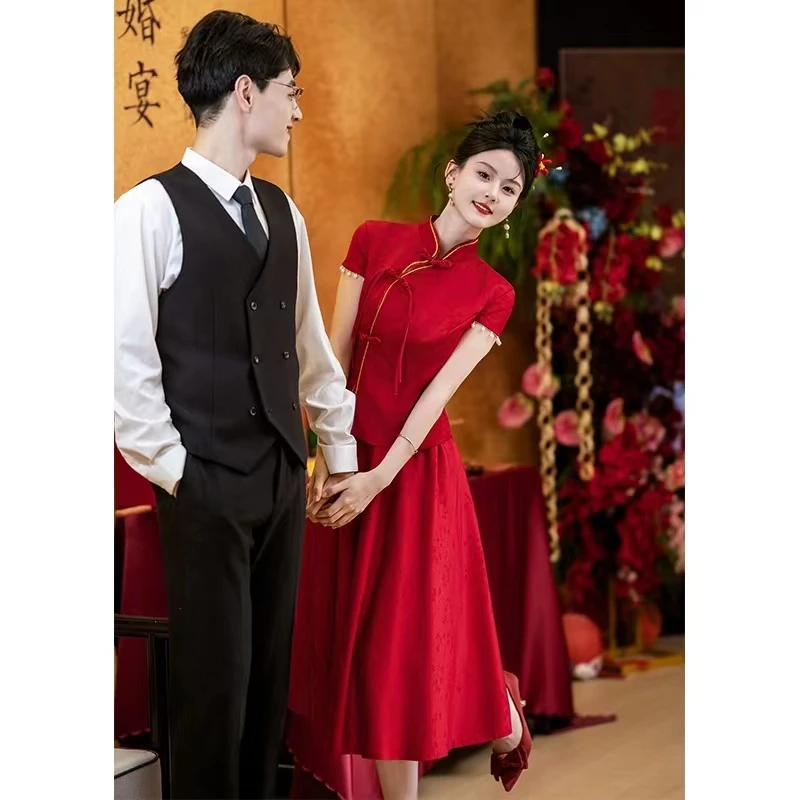新中式敬酒服新款显瘦新娘民族风红色旗袍套装婚服订婚礼服两件套