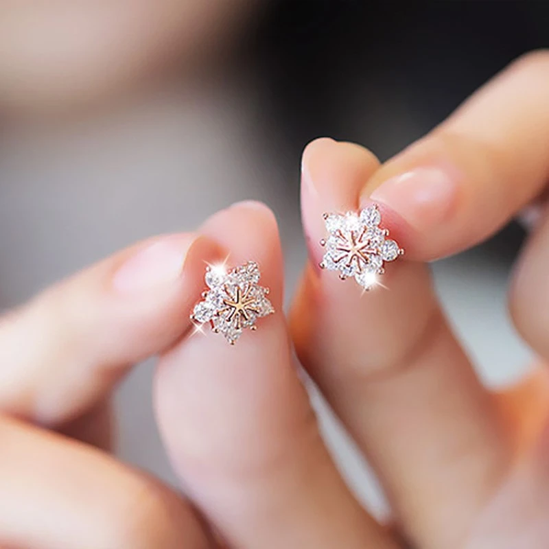 合金耳饰 简约雪花耳钉女耳针小巧可爱耳环时尚耳饰气质防过敏