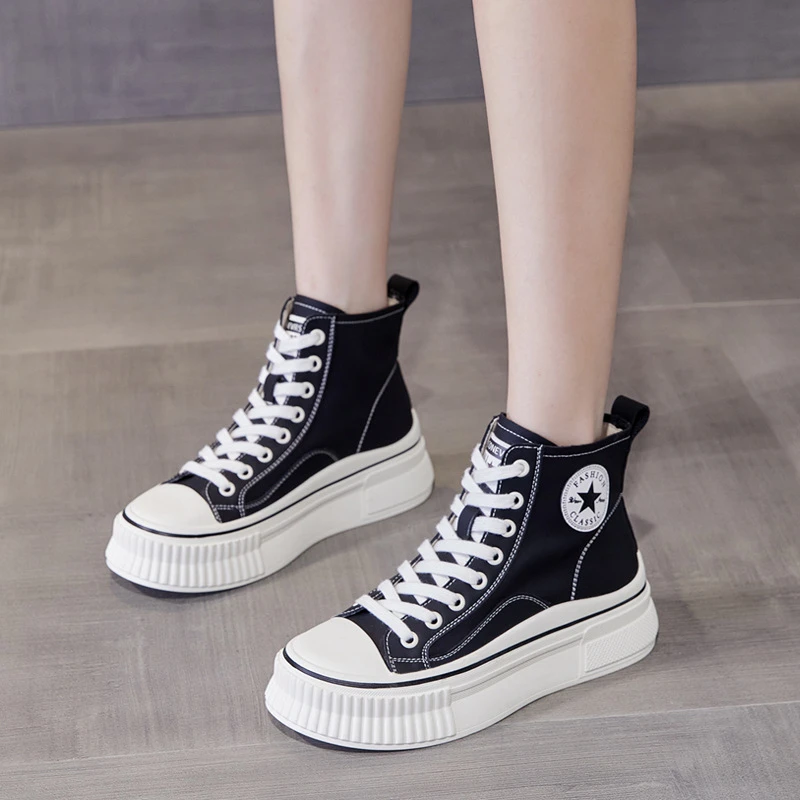 真皮厚底高帮小白鞋女2024秋季新款爆款百搭运动休闲韩版系带板鞋