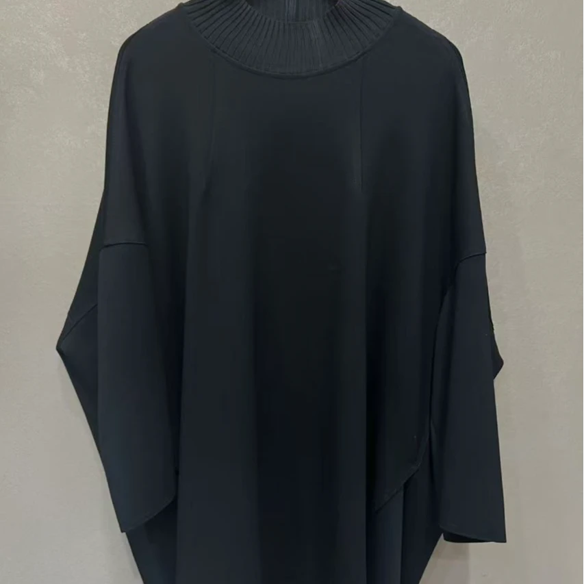 7-117黑色女款上衣