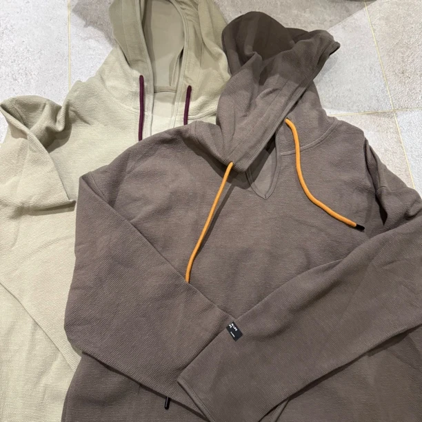 山茶服装店｜秋冬新款时尚休闲连帽宽松长袖卫衣百搭设计感