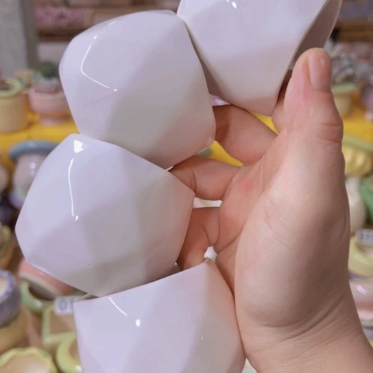 红陶20CM（含）-50CM（不含）