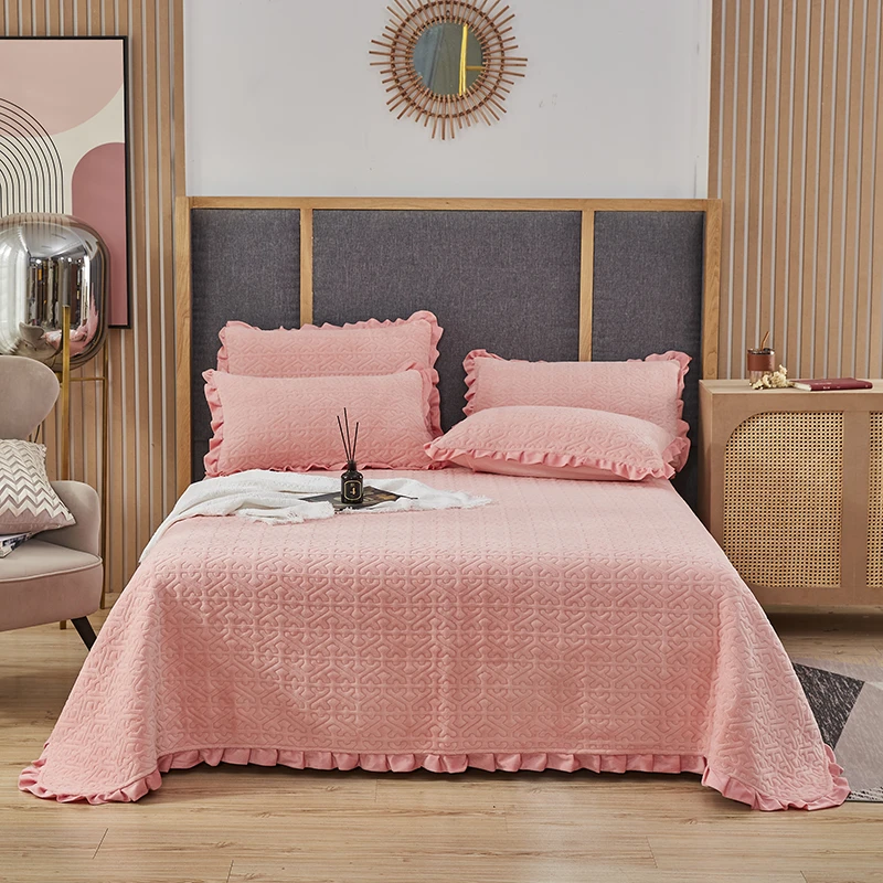 牛奶绒床盖简约纯色加厚床单冬季保暖加绒法兰绒榻榻米绗缝三件套