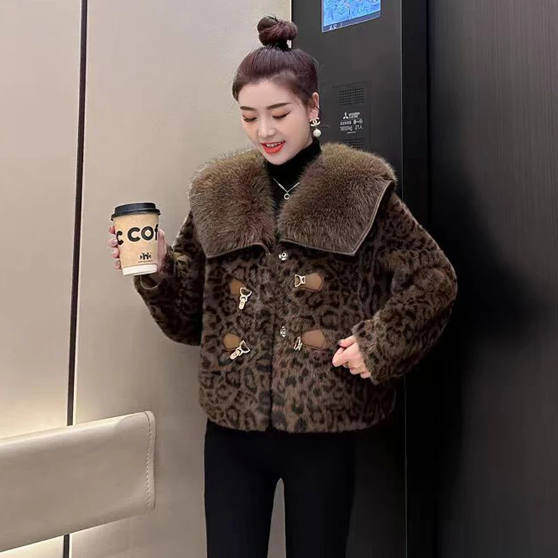 人造皮草 直下摆防脏豹纹短款女装冬季保暖外套加厚百搭