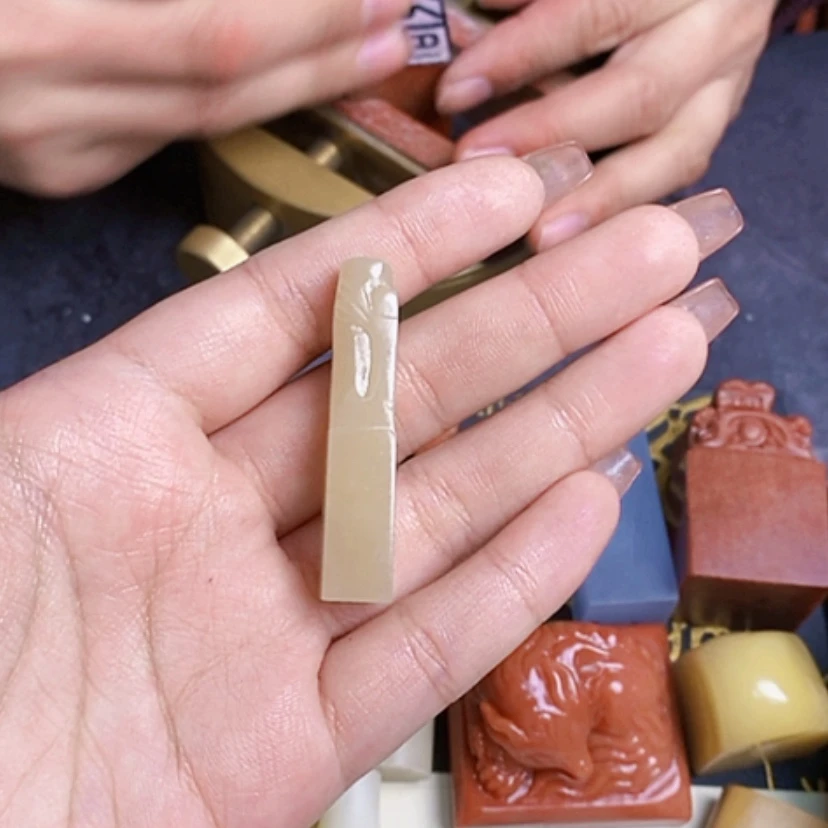 【闪购商品】老挝石香*飘