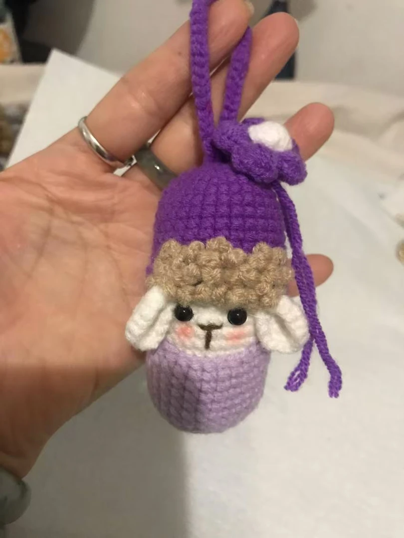 手工制作绵羊玩偶