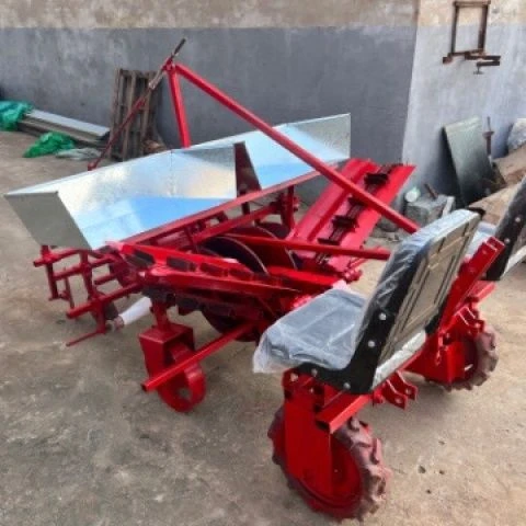 一垄两行丹参移栽机也可以移栽黄芪党参丹参防风等中药材