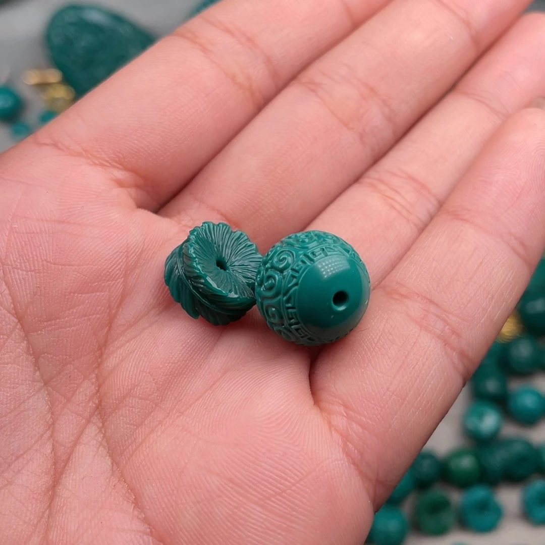 【闪购商品】琉璃手工艺品彭*。