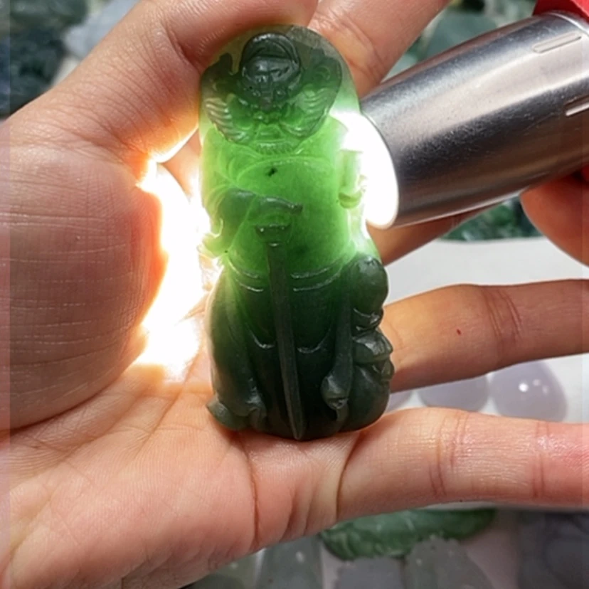 【闪购商品】定制翡翠未镶嵌云***?