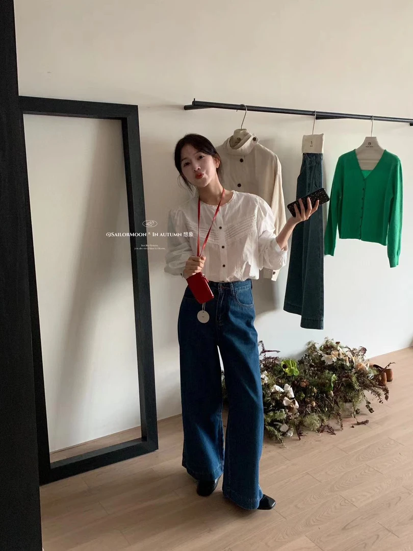 想象@7521 韩系重工花边压褶小衫 8-29