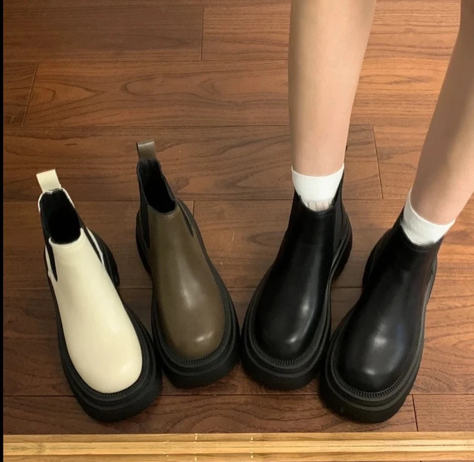 显瘦切尔西靴子女秋冬2024新款中筒厚底增高英伦配裙子烟筒靴短靴