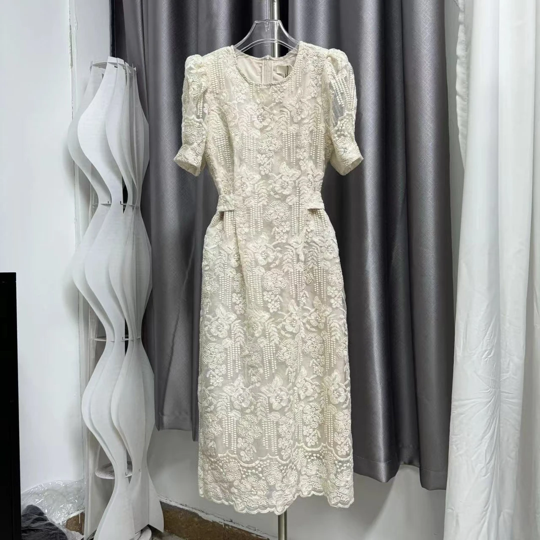 2024春夏女法式收腰白色蕾丝连衣裙高级感气质显瘦刺绣中长款裙子