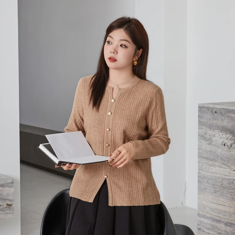 采多宝大码女装圆领半开襟修身打底毛衣 CDMY332