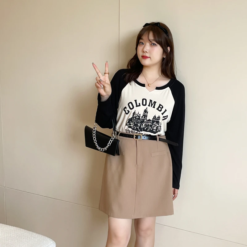 采多宝大码女装撞色拼接减龄印花T恤 BDZ0670