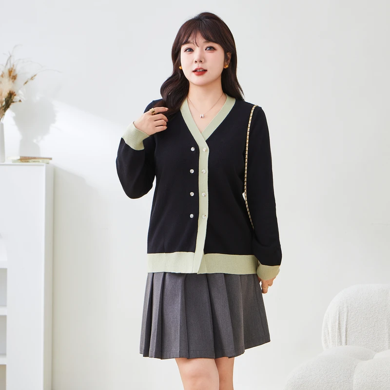 采多宝大码女装v领撞色设计感通勤毛织外套 DDMY1977