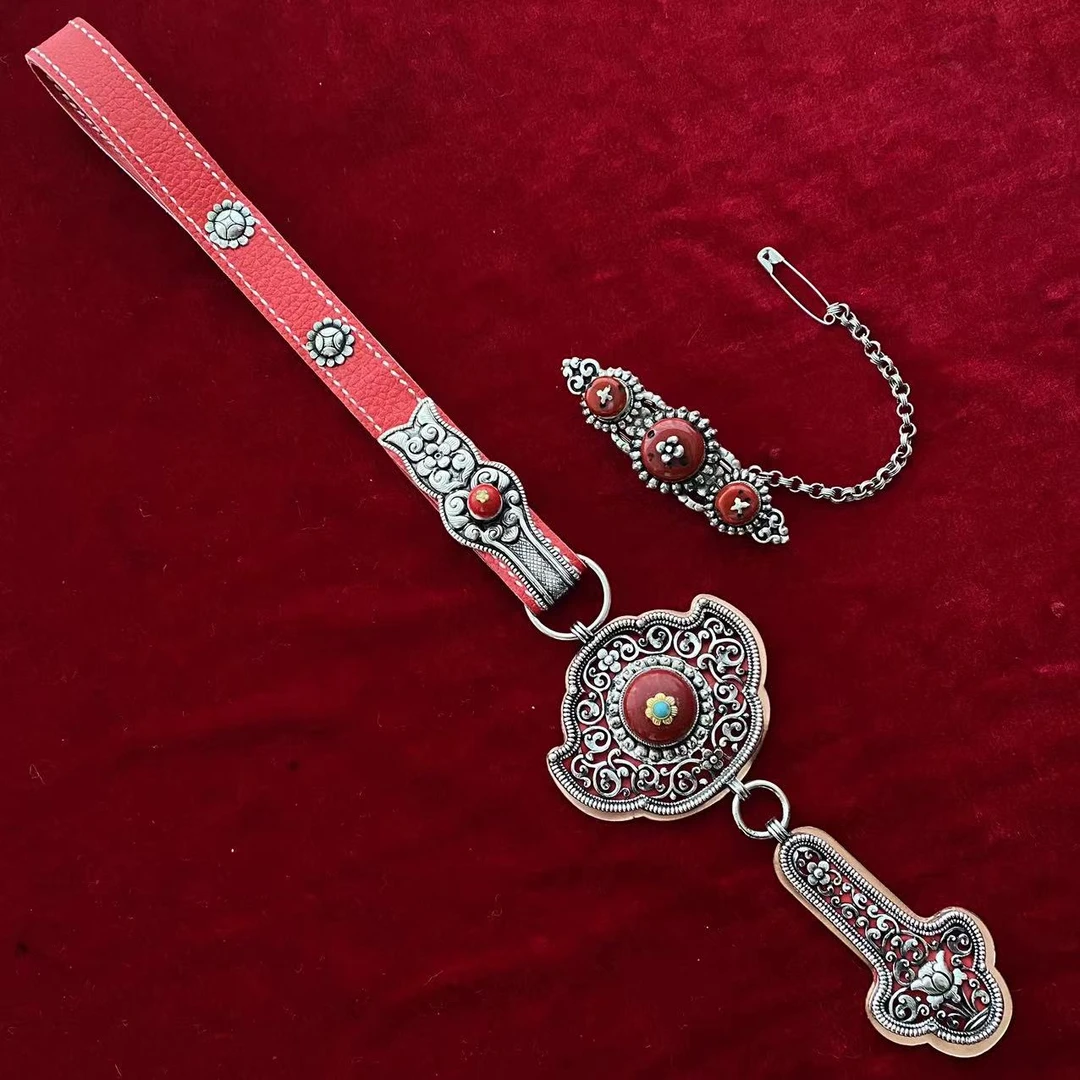 2023新品藏式挂件白铜镀银超火时尚民族风挂件经典热卖爆款新品套