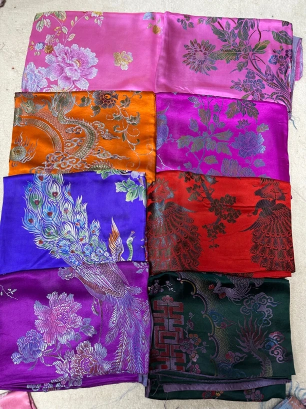 老缎多彩十二彩面料