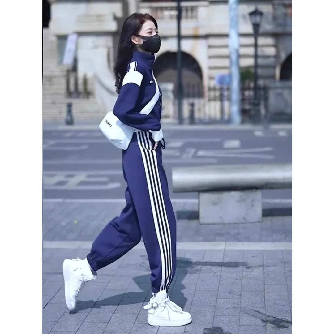 休闲运动套装女2024秋季盐系炸街欧货时尚洋气蓝色外套卫裤两件套