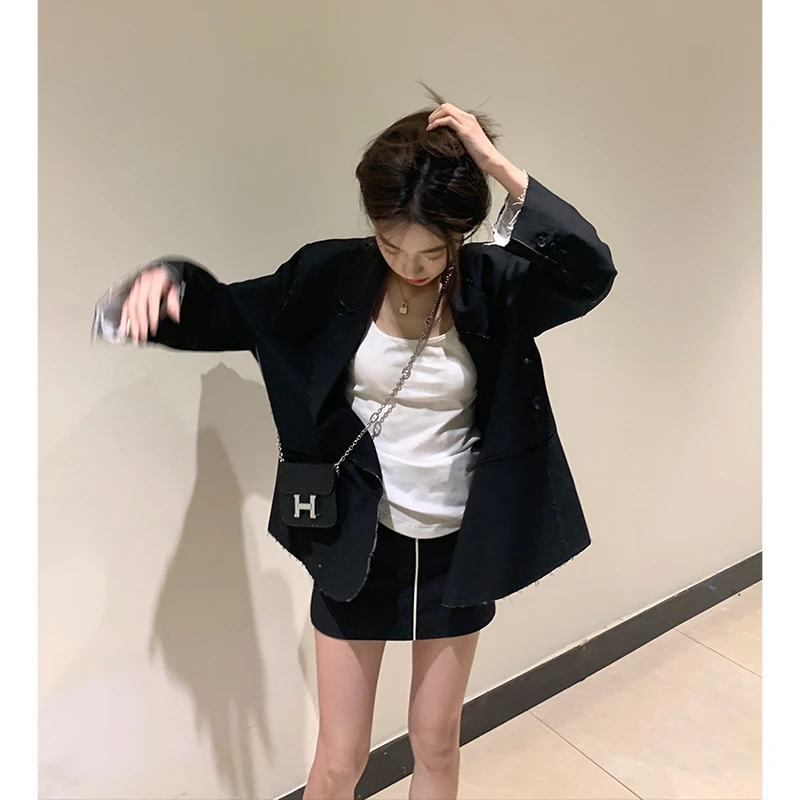 E  COOLLINE 林子熙 Lon Special 毛边西装外套短裤套装女