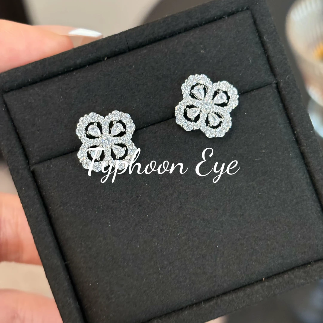 铜合金耳饰 同款四花耳钉· s925银针