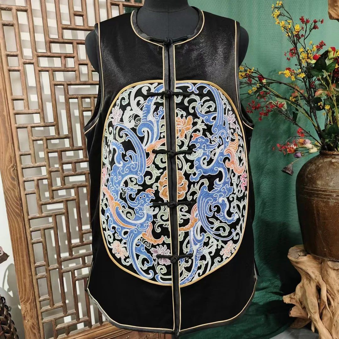 凤徕兮私人定制黑底图腾打籽绣圆领对襟盘扣棉马夹（LS443）棉