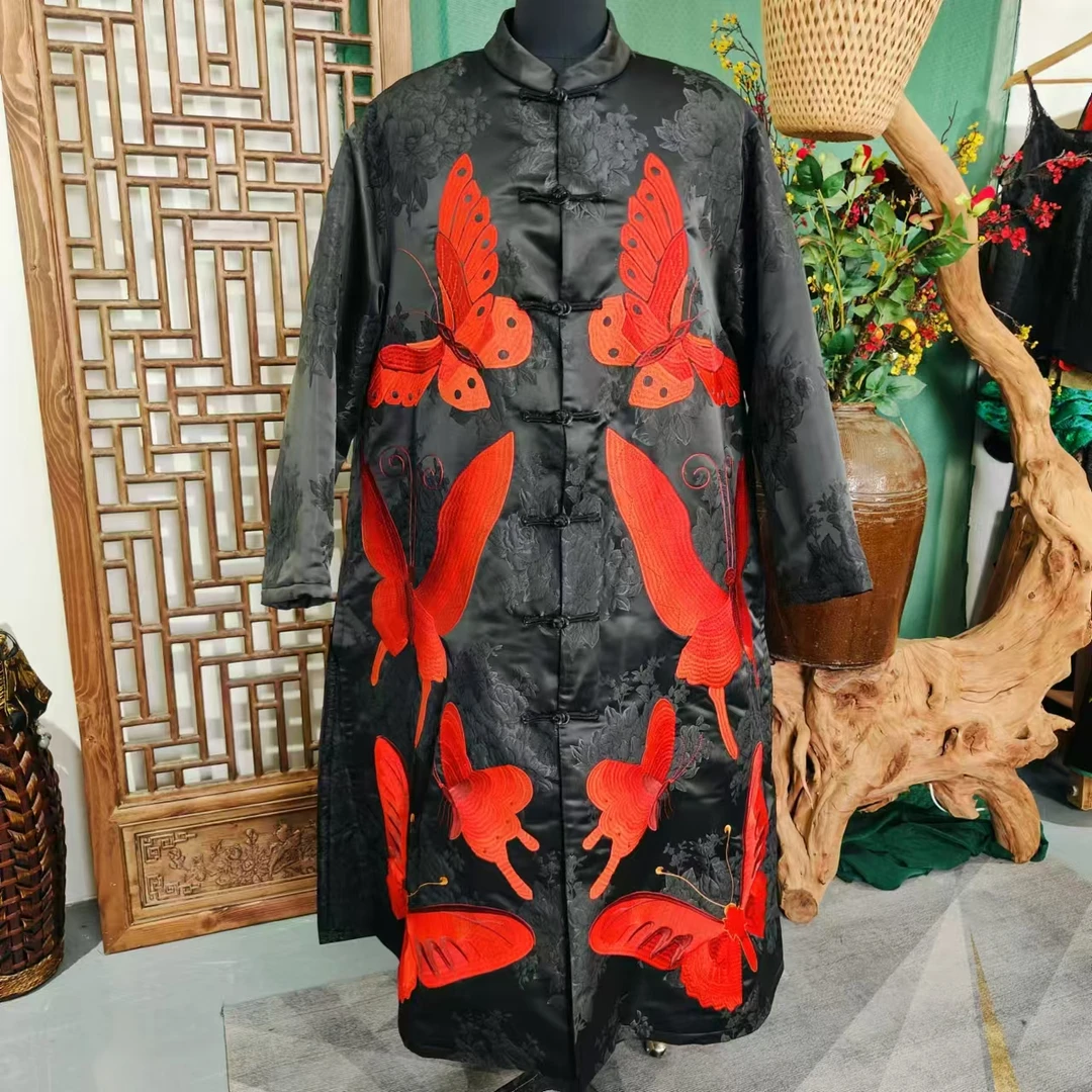 凤徕兮私人定制黑底红蝴蝶刺绣小立领盘扣加棉风衣 （SMF4913）