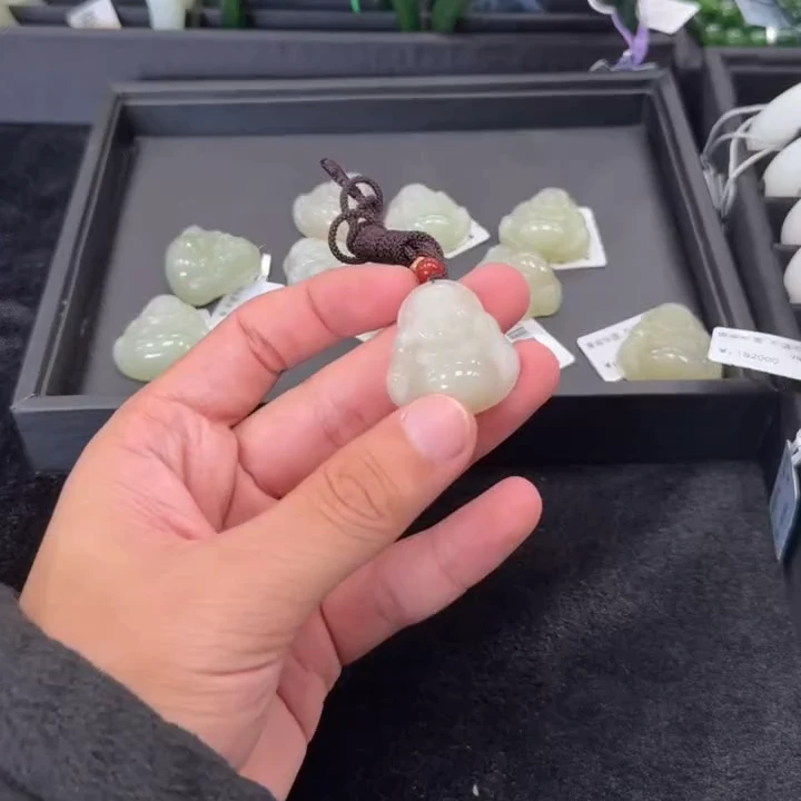 【鸿玉臻选】和田玉佛公挂件 多样性发一件  A1G1076