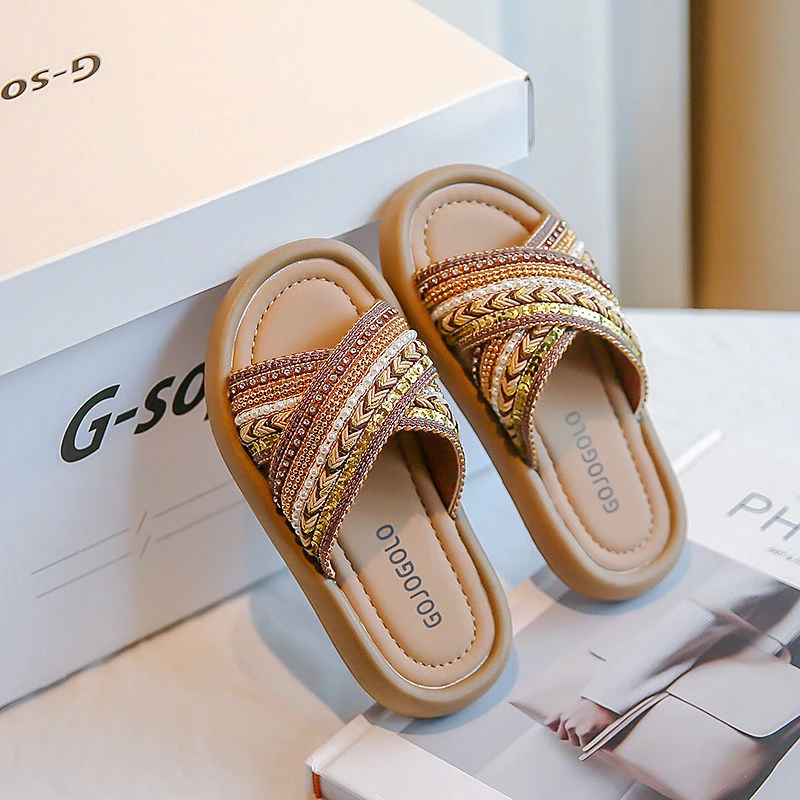 女童外穿拖鞋2025夏季新款交叉带珍珠中大童公主鞋软底防滑沙滩鞋