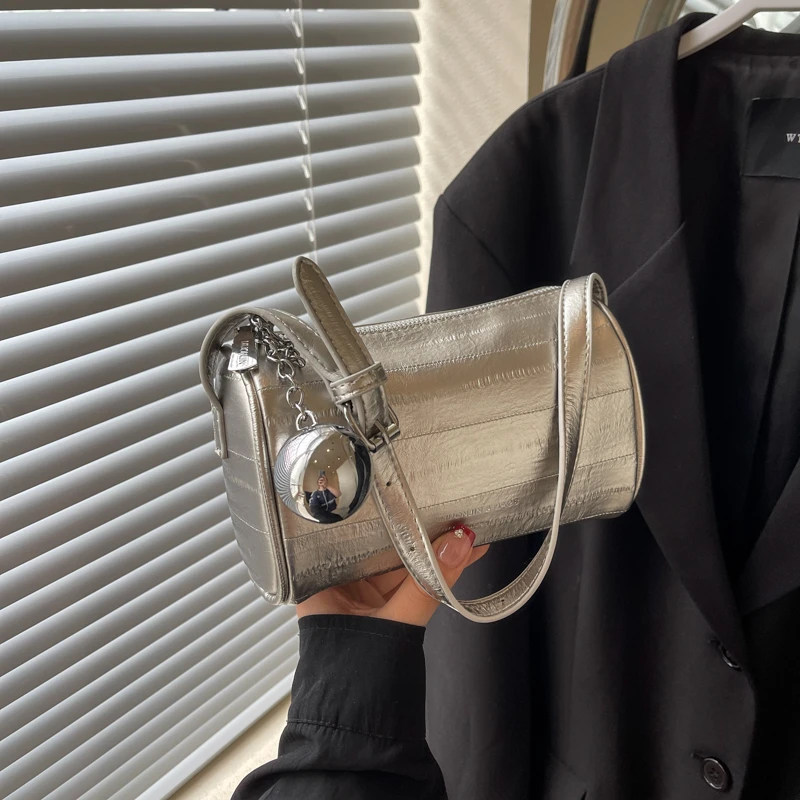 斜跨包时尚爆款腋下包流行韩版2024新款洋气小众单肩小包包女百搭