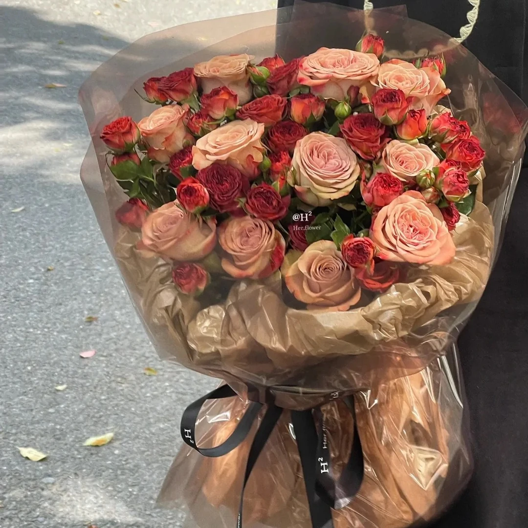 11枝优雅卡布奇诺鲜花花店同城送花配送