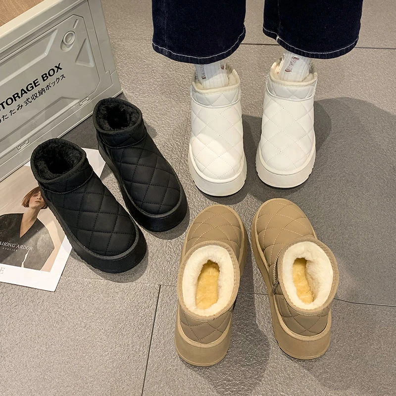 东北雪地靴女皮毛一体加绒保暖短靴一脚蹬面包鞋冬季厚底雪地棉鞋