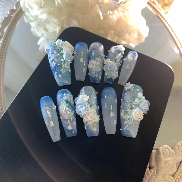 蓝 纯手工定制款雕花穿戴甲10片 蓝色