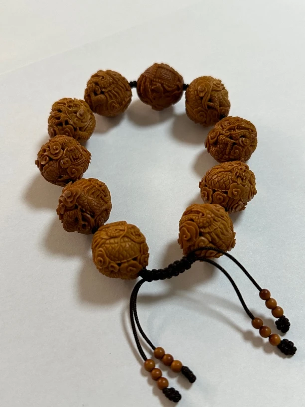 橄榄核雕手串九龙戏珠 2.2百万水晶料 镂空雕刻文玩精品