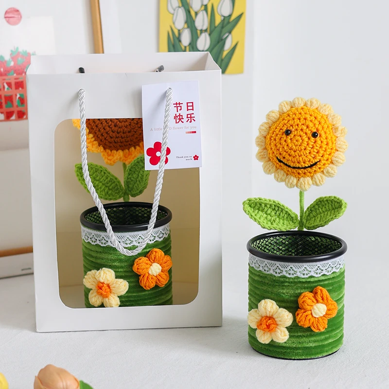 创意手工毛线花编织产品实用性笔筒桌面摆件幼儿园小学送老师同学