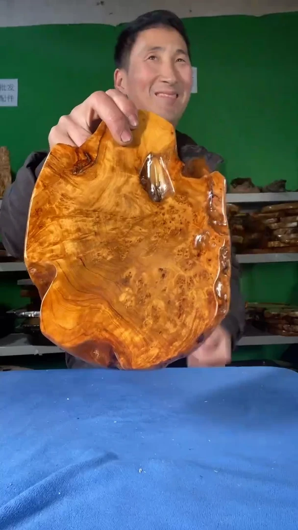 【闪购商品】香杉木根雕经