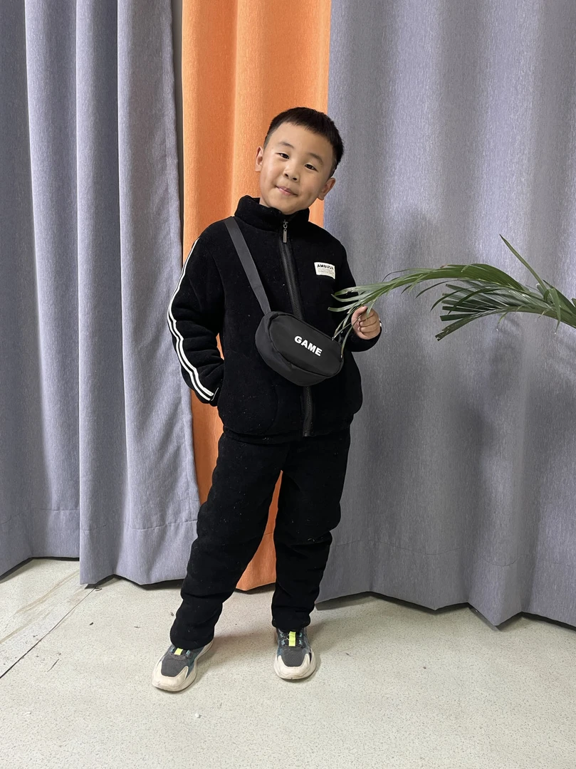 儿童休闲运动款家居服