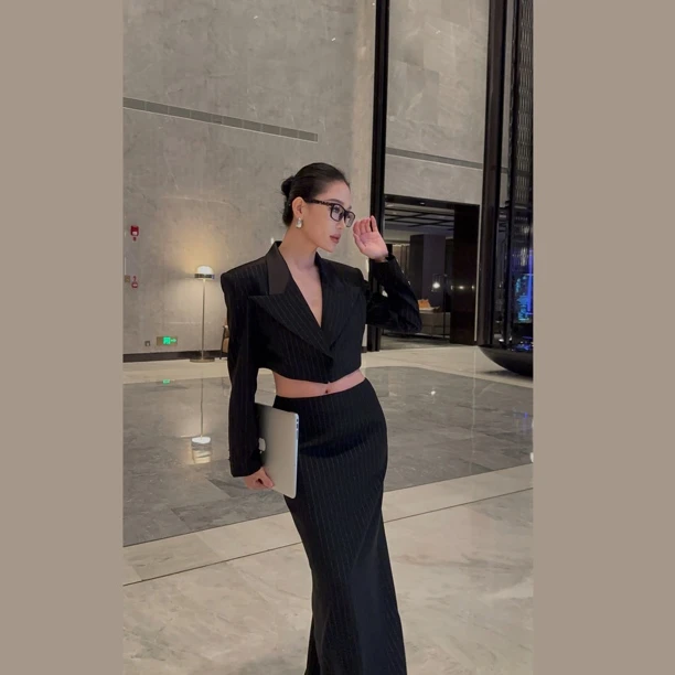 蓝蒂蔻ARMOUR【海妖条纹】西装半裙