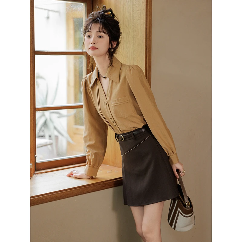 谜秀新款早秋法式翻领衬衫女内搭v领设计感简约通勤衬衣气质长袖