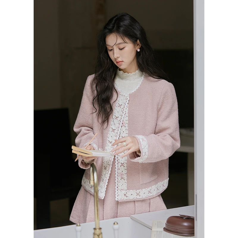 【年中大促】谜秀小香拼接蕾丝羊毛混纺秋冬上衣百褶裙套装春秋