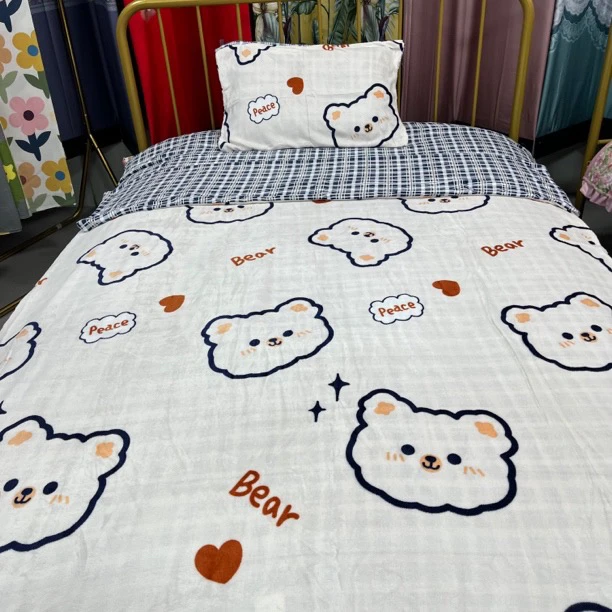 牛奶绒套件【可爱猫】1.5床用被套1.5*2床单1.7*2.3枕套48*74一只