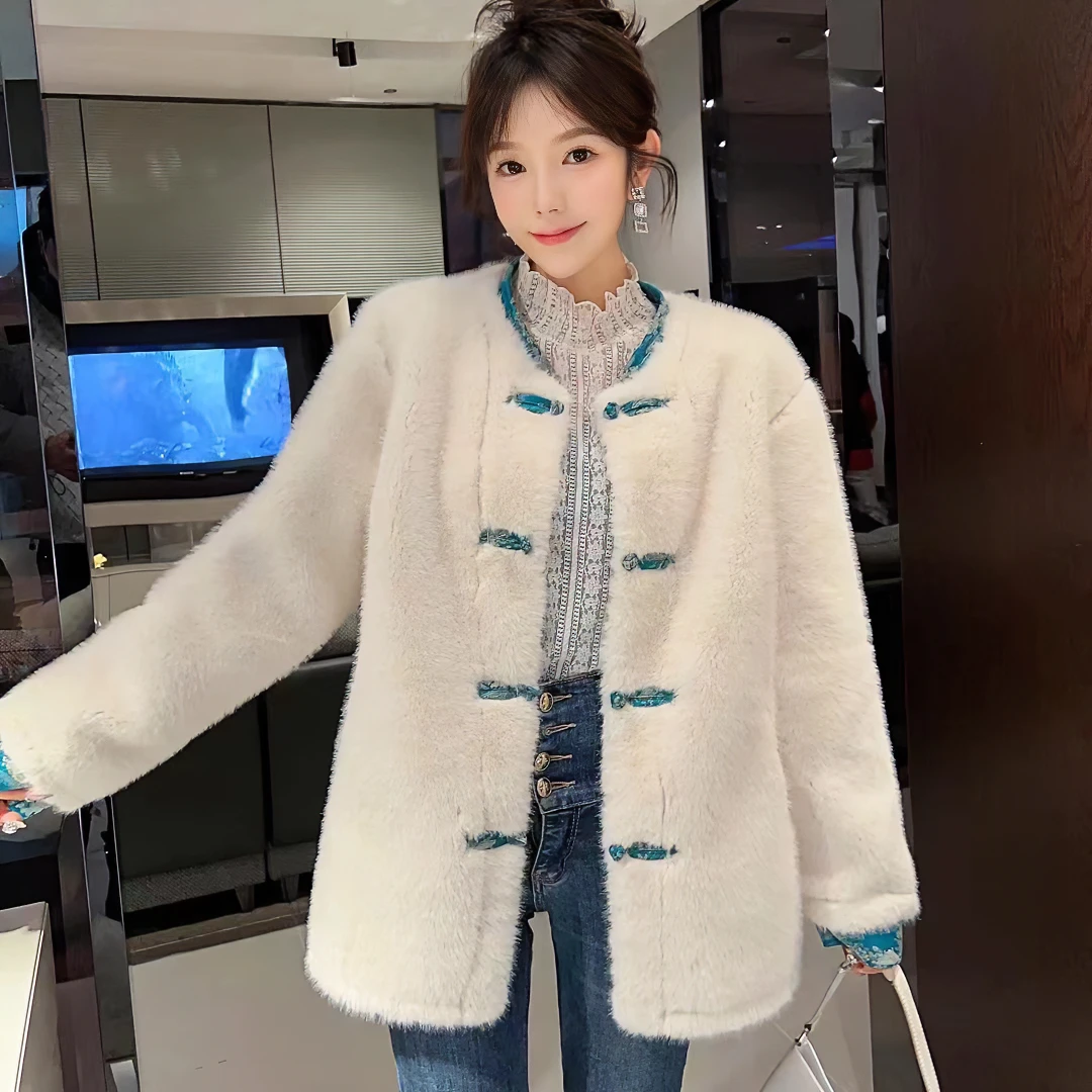 883丹姐家新款国潮复古时尚盘扣毛毛一体加厚外套女