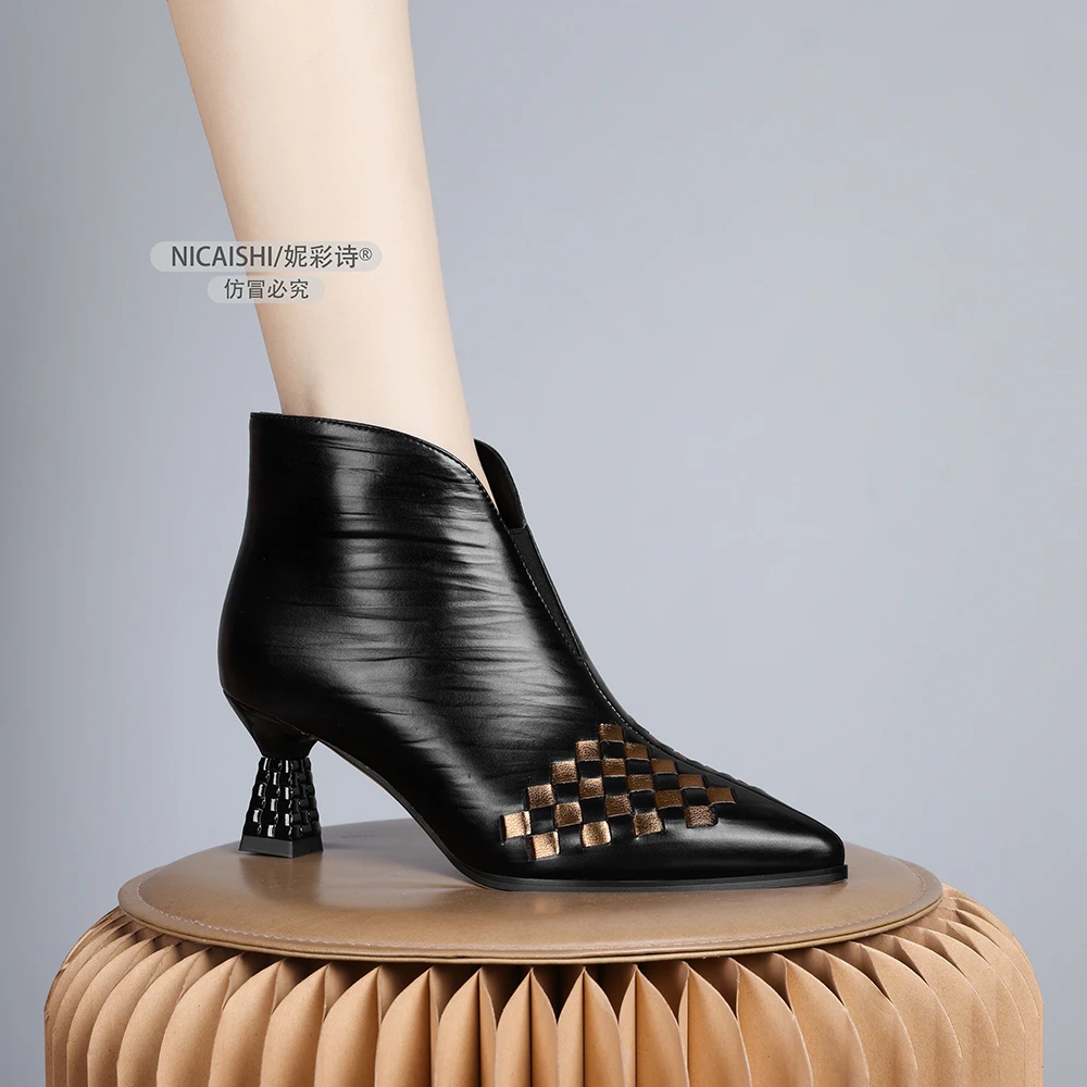 2024新款欧美风裸靴女气质时尚显瘦气质粗跟黑色短靴百搭尖头0554