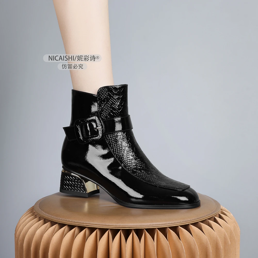 2024年新款欧美粗跟女短靴秋冬时尚裸靴黑色加绒通勤舒适百搭0588