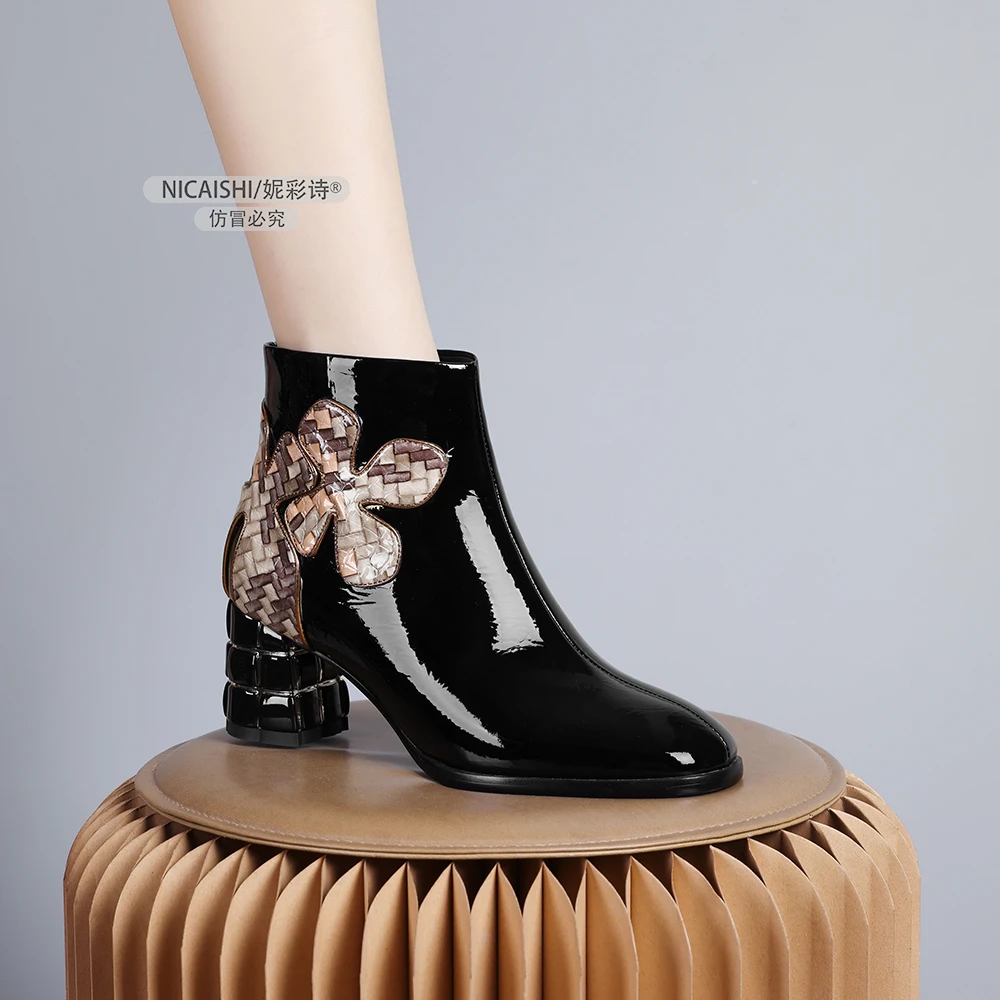 2024年新款欧美气质百搭女马丁靴黑色时尚侧拉链圆头加绒短靴0382