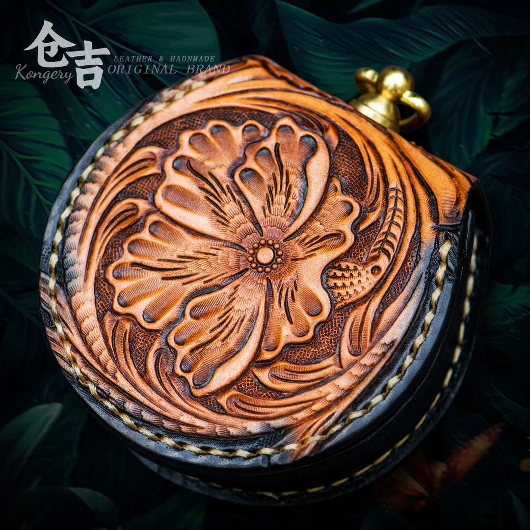 仓吉手工高颜值零钱包！皮雕唐草纹钥匙包耳机包头层牛皮挂脖包