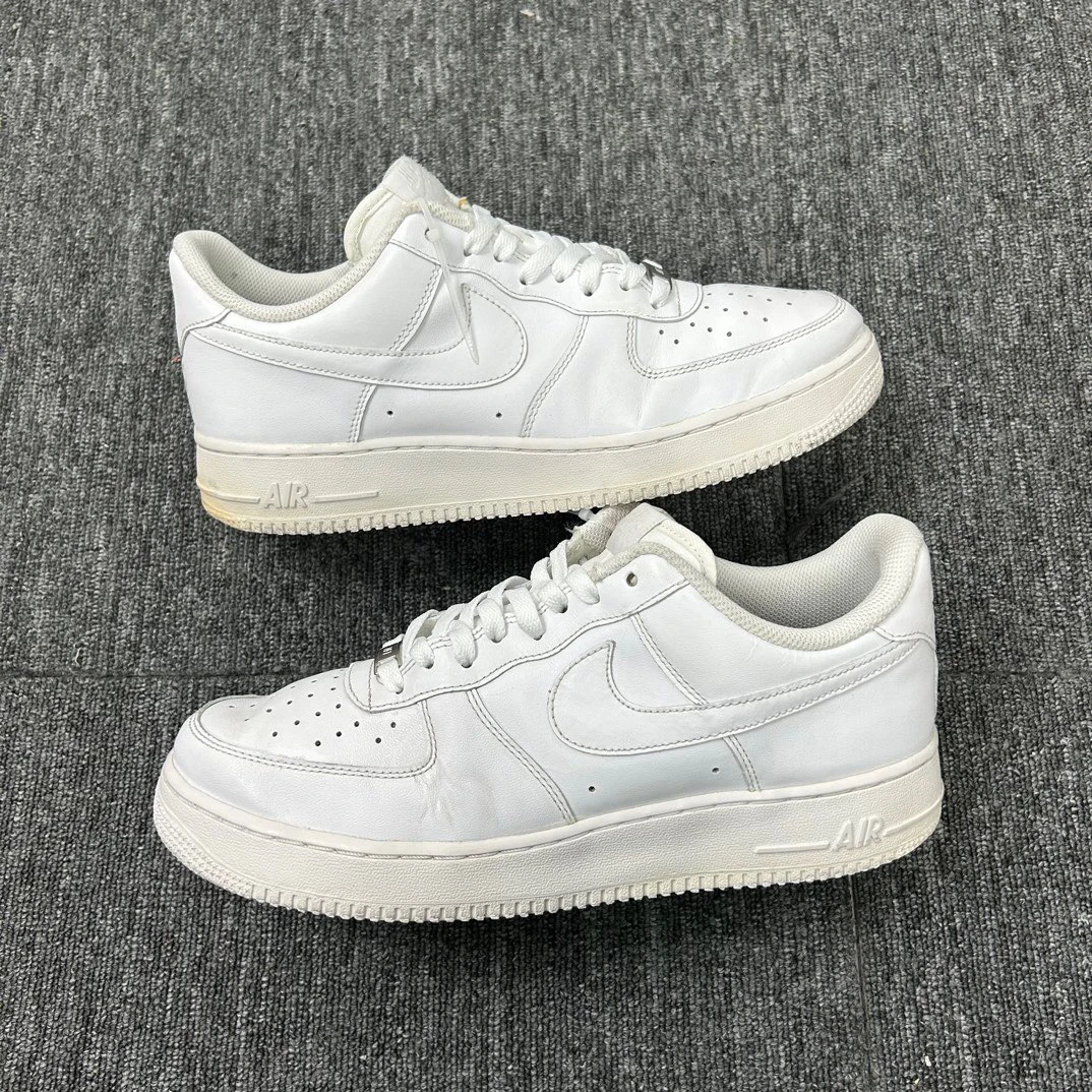44.5码 af1纯白low 二手无原盒 休闲鞋市价899