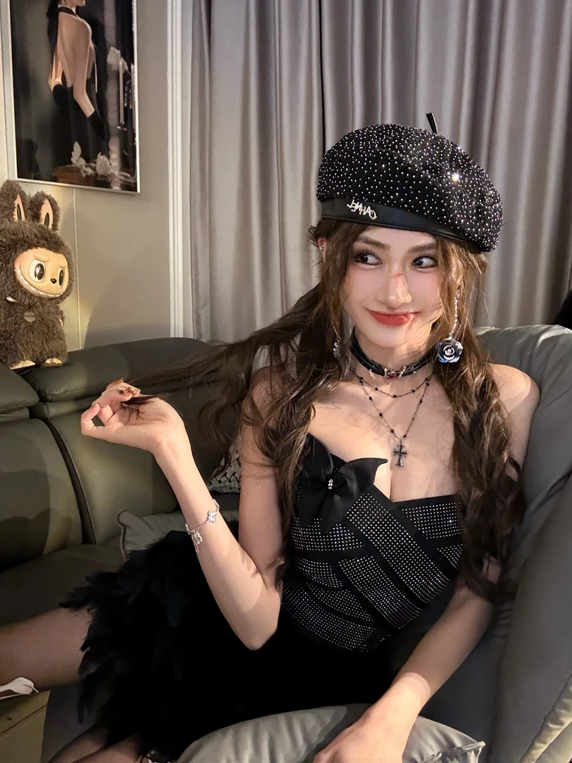 秋冬性感名媛烫钻收腰显瘦绑带拼接羽毛重工抹胸连衣裙