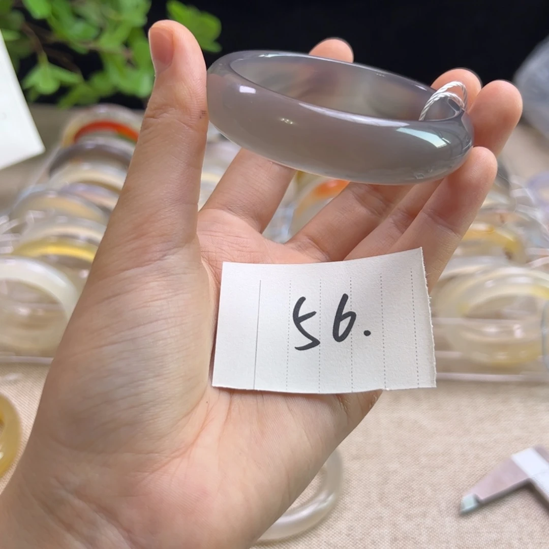 玛瑙/玉髓手镯未镶嵌49