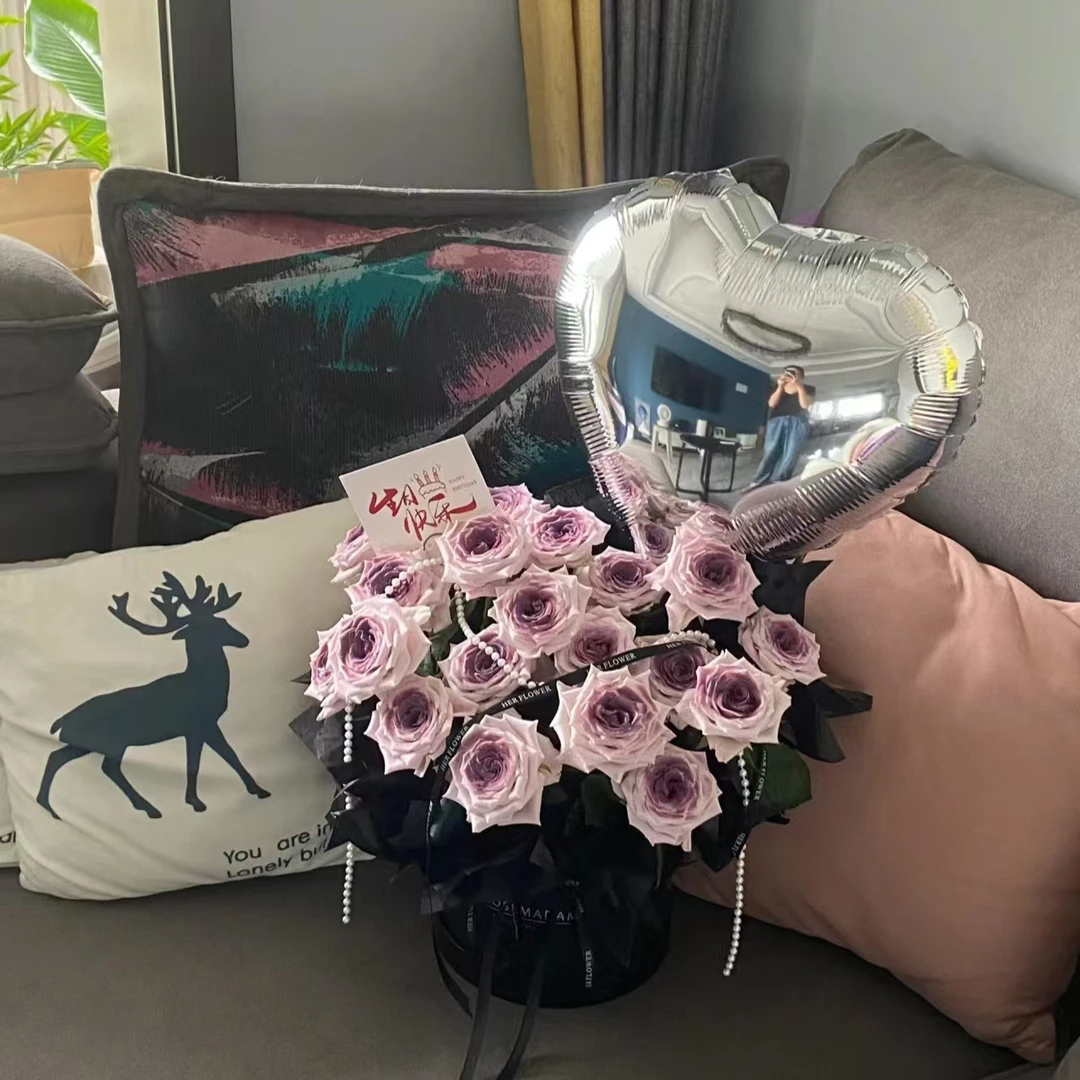 【梦幻仙境】33枝乌梅子酱抱抱桶鲜花送女友送爱人约会生日同城配送